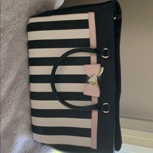 Brand new purse